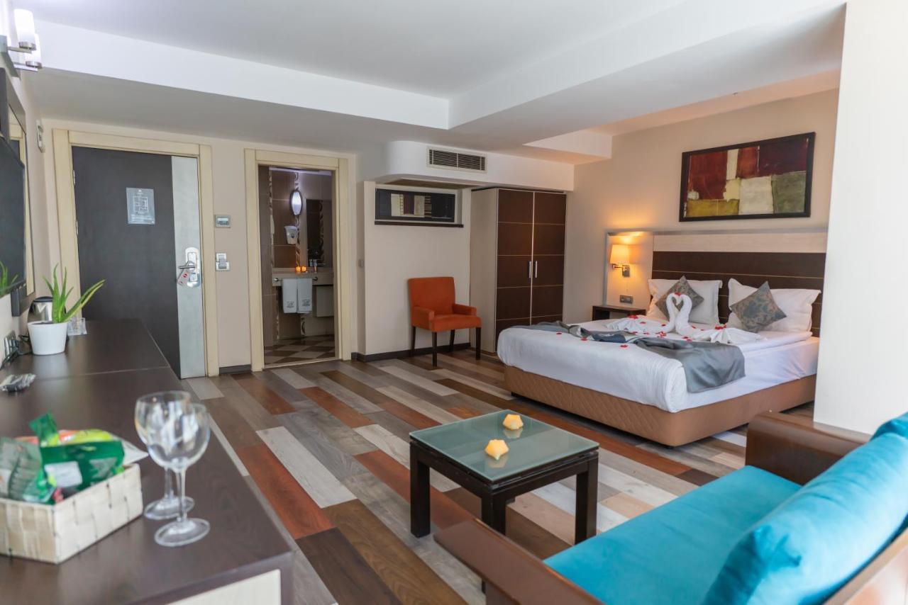 Lazz By Ketenci Hotel İzmir Buitenkant foto