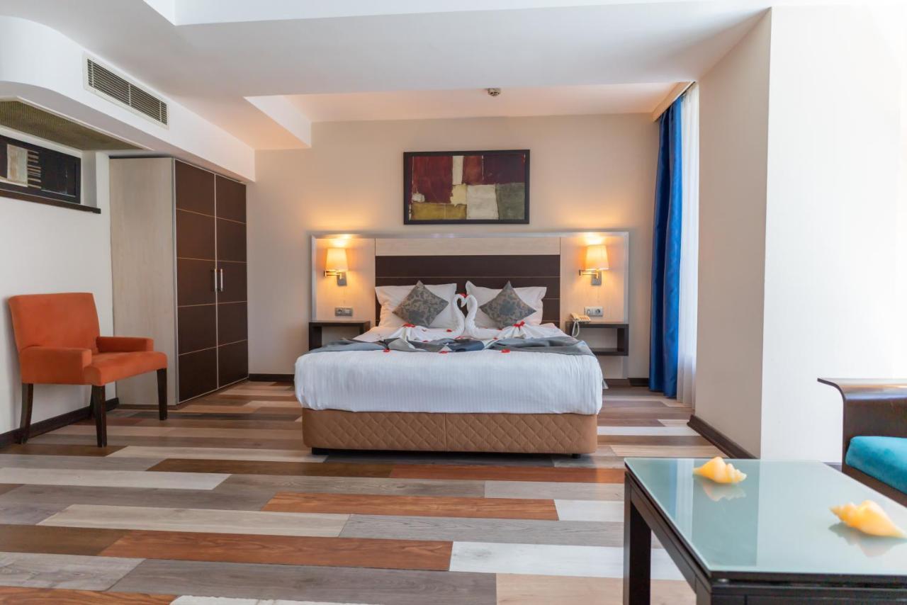 Lazz By Ketenci Hotel İzmir Buitenkant foto